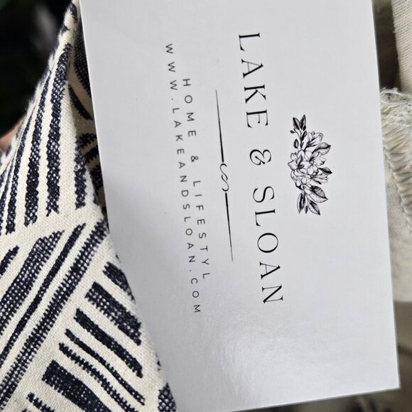 Soft Surroundings Size 4 Black & Cream Patterned Cropped Pants Straight Leg NWT - Picture 12 of 16